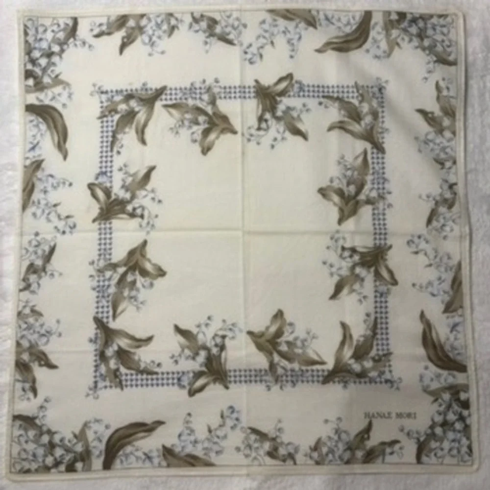 Vtg HANAE MORI Scarf Handkerchief Lily of the Valley White Blue Green 16.5